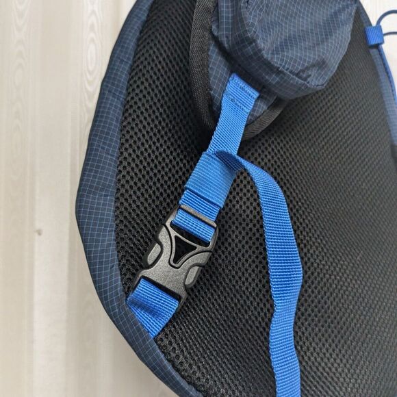 Eddie Bauer Youth Backpack - Travelers Daypack Vacation On The Go Bag Crossbody - Picture 7 of 10